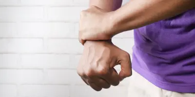 Csuklófájdalom kezelése McKenzie tornával